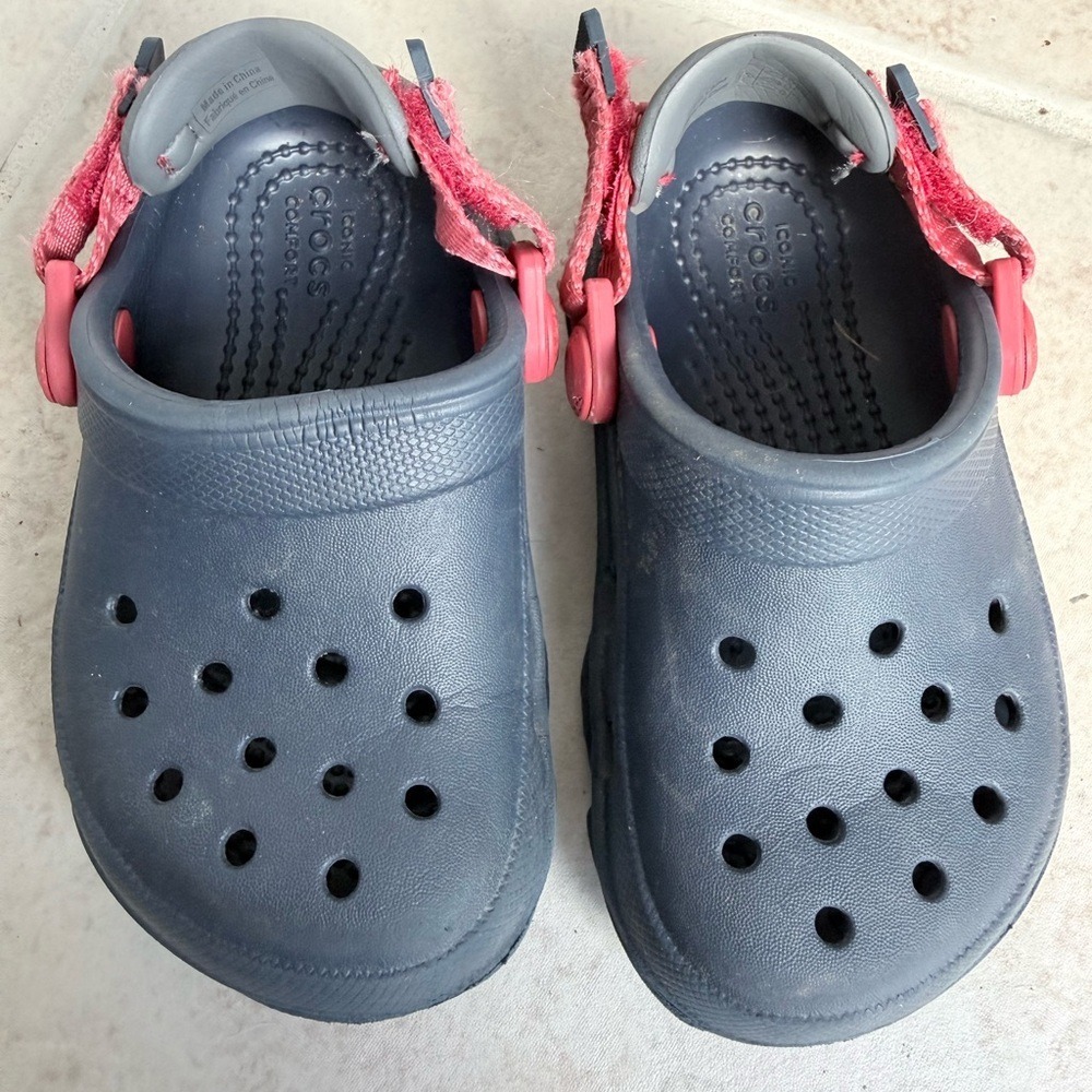 Crocs Classic All Terrain Clogs Navy Blue Pink Adjustable Strap Mens 7 Womens 9
